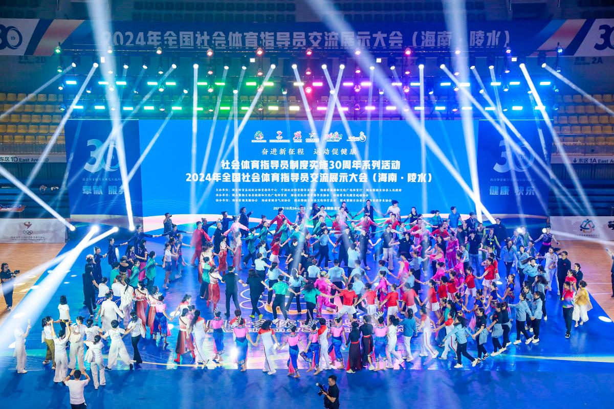 弗兰克喊话球迷：没有你们，我们什么都不是，但这足够吗